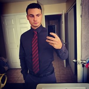 Meet your Posher, Thomas